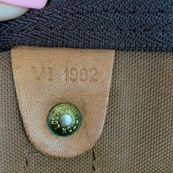 Louis Vuitton Keepall 45 Bandoliere - Picture 14 of 16